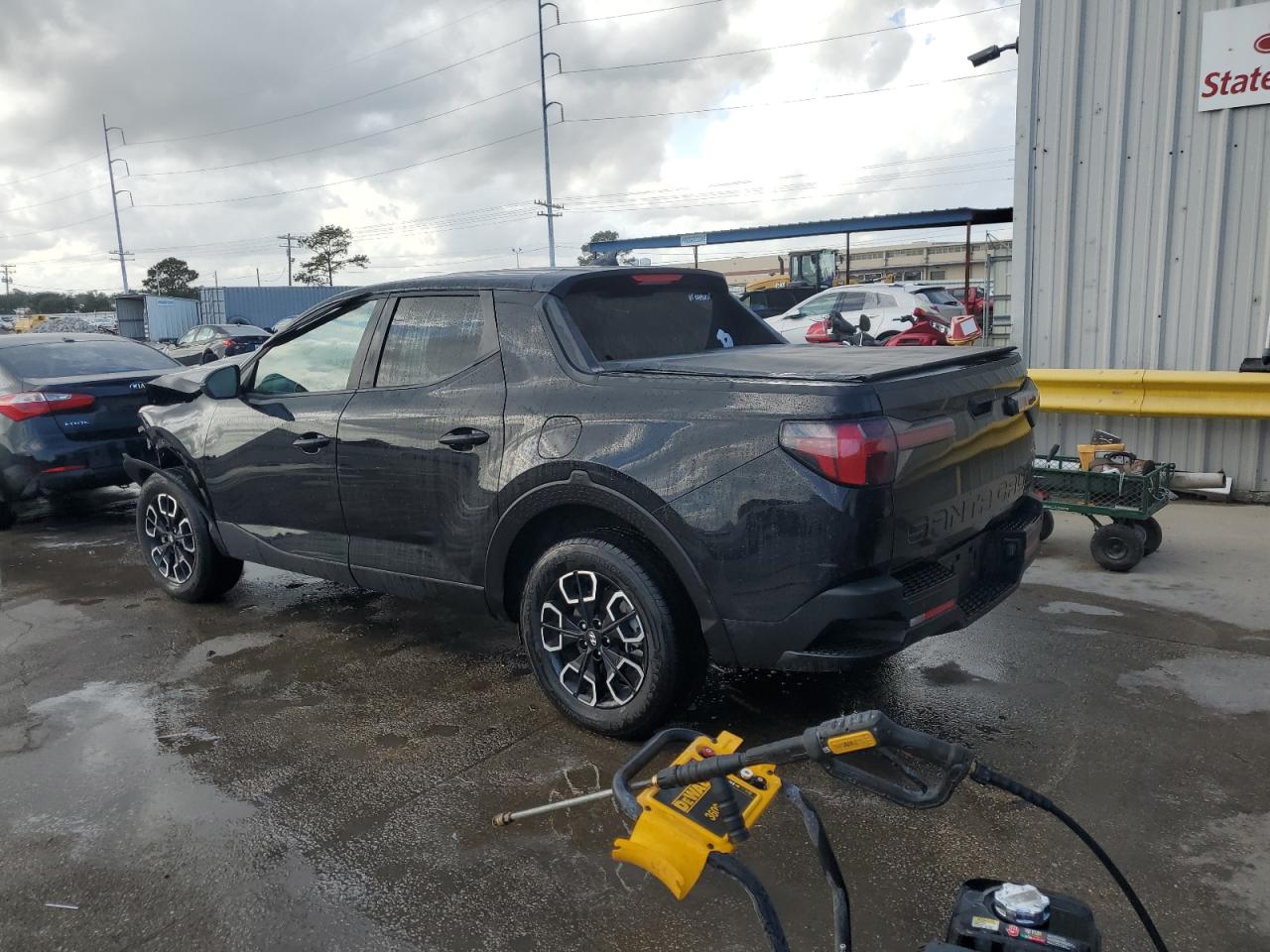 2024 Hyundai Santa Cruz - Image 2