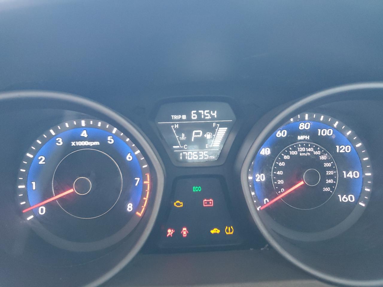 2016 Hyundai Elantra - Image 9