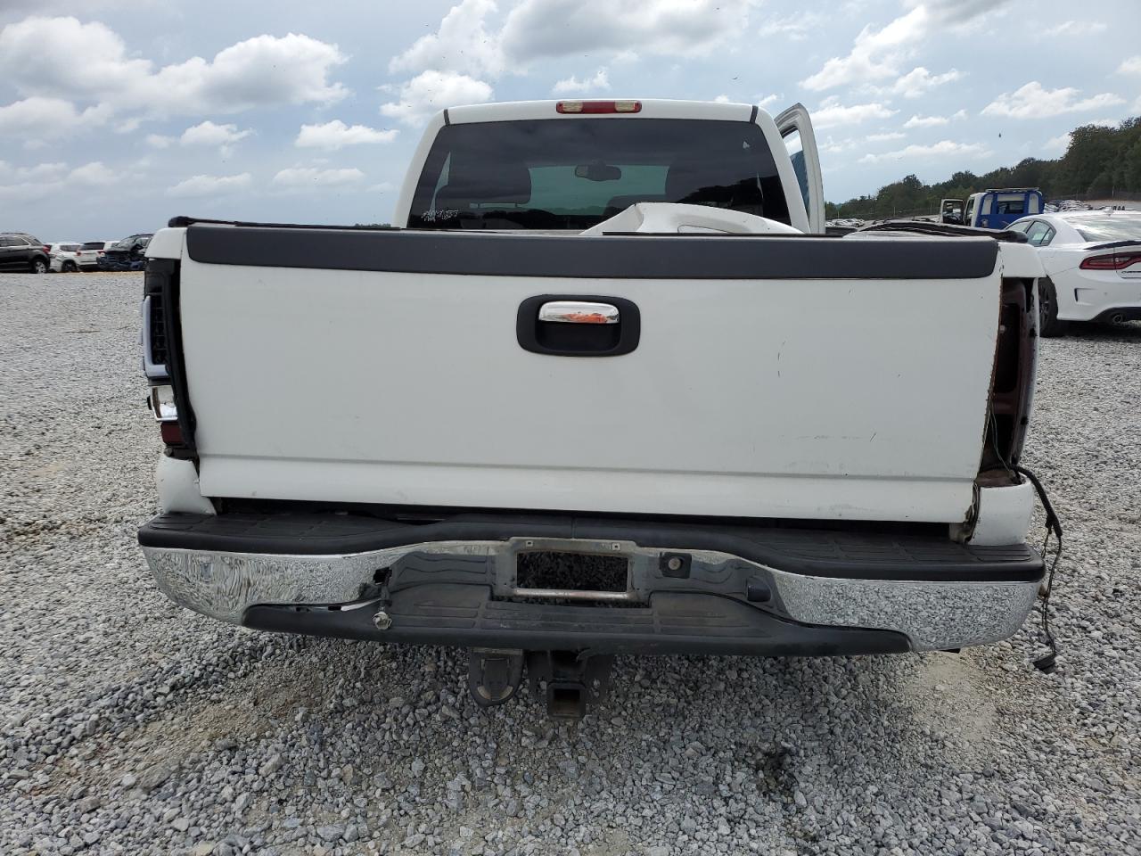 2002 GMC New Sierra C1500 VIN: 1GTEC14V22Z344470 Lot: 74596054