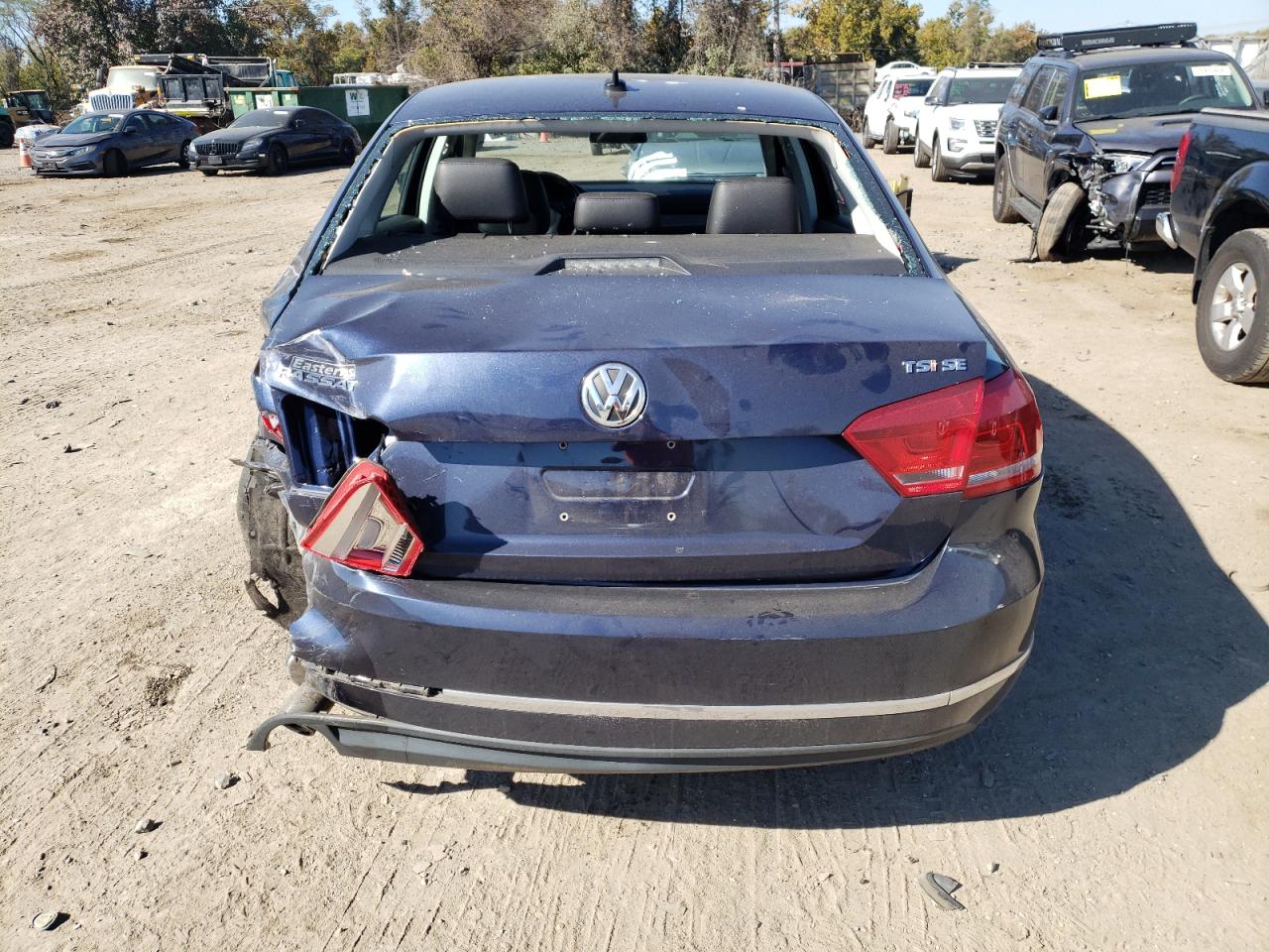 2015 Volkswagen Passat - Image 6
