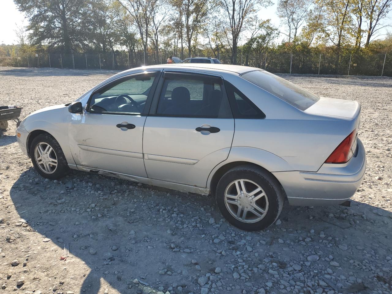 2004 Ford Focus - Image 2