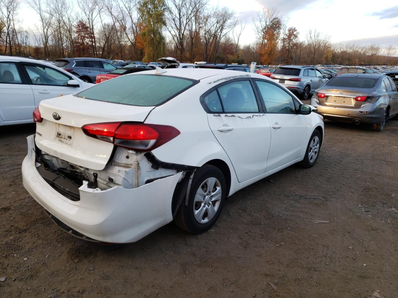 2018 Kia Forte - Image 3