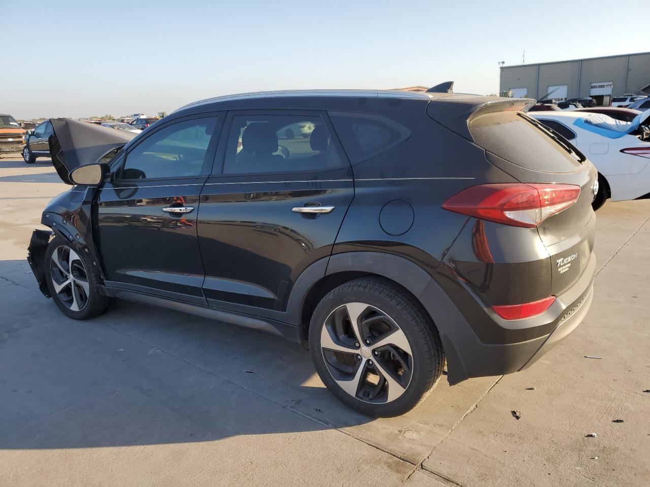 VIN KM8J33A21GU257132 2016 HYUNDAI TUCSON no.2