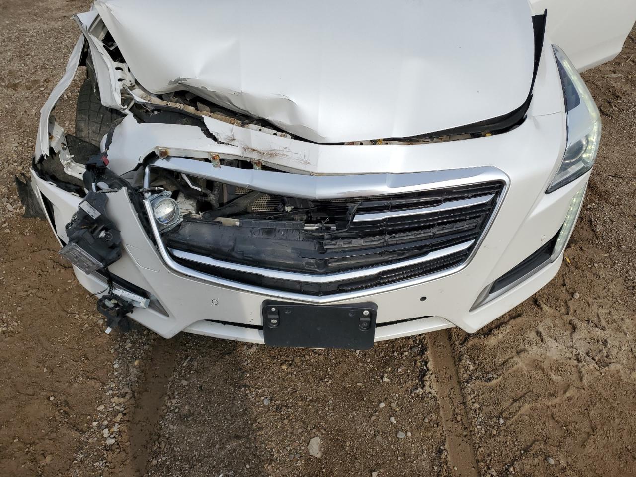 2015 Cadillac CTS - Image 11