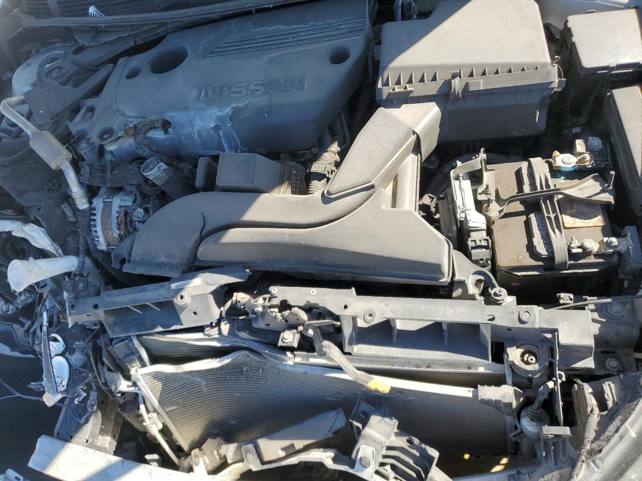 2017 Nissan Altima - Image 11