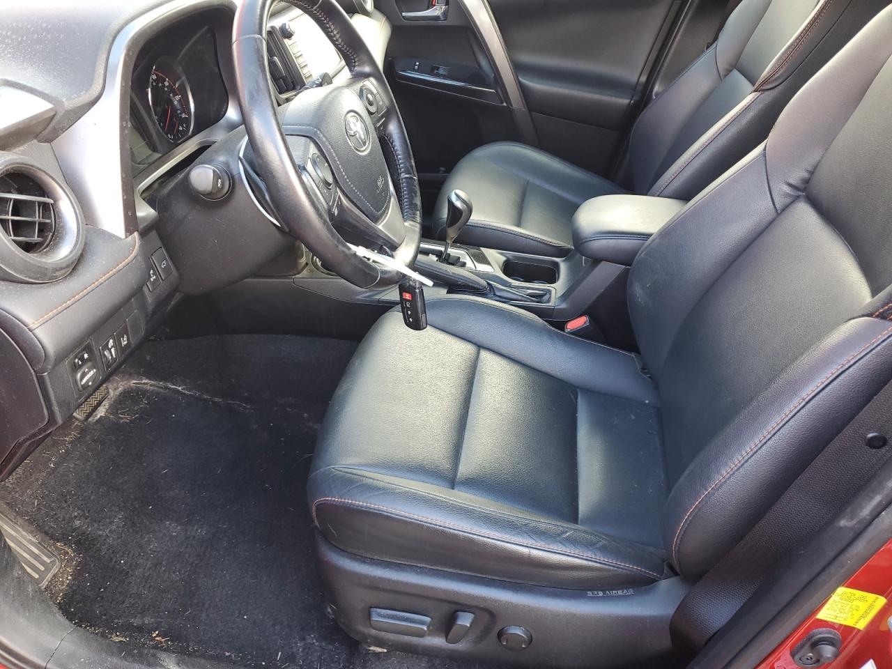 2017 Toyota Rav4 Se VIN: JTMJFREVXHJ135973 Lot: 76817924