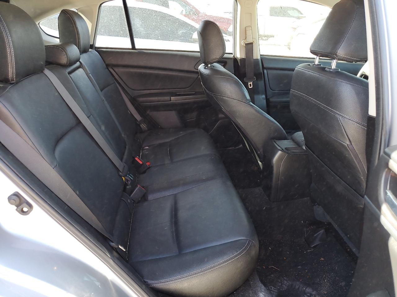 2014 Subaru XV - Image 11