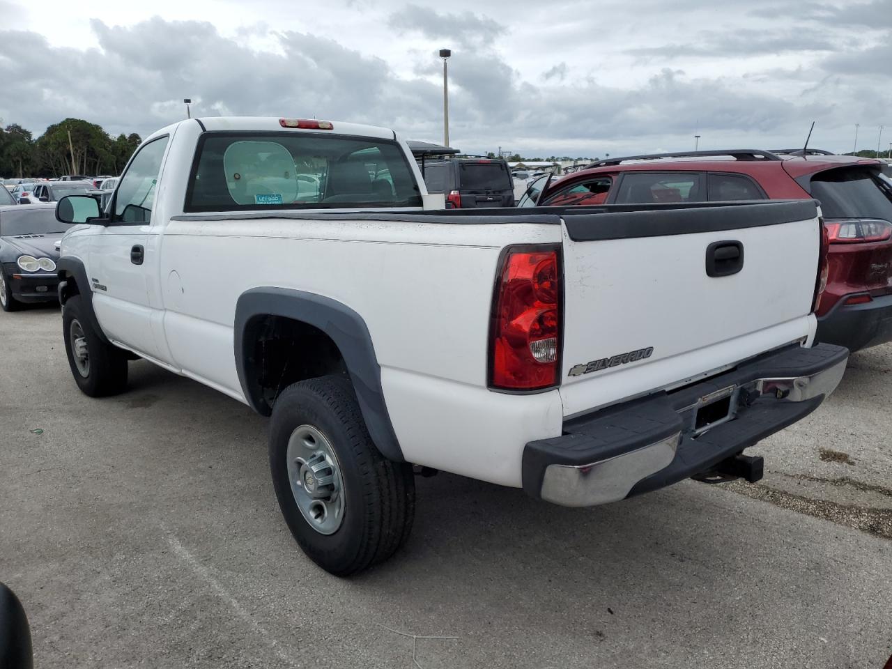 2006 Chevrolet Silverado - Image 2