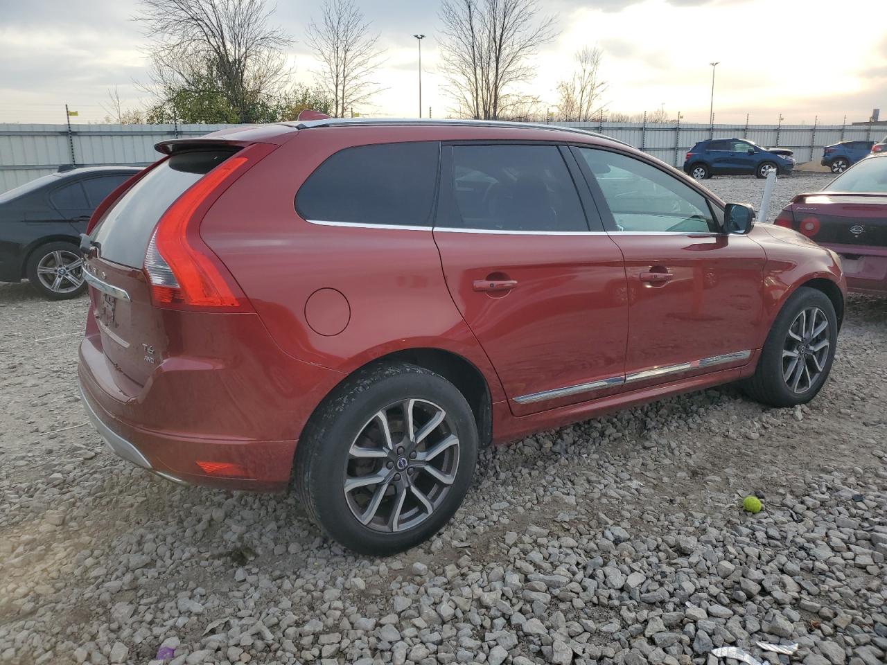 VIN YV449MRR2H2024264 2017 VOLVO XC60 no.3