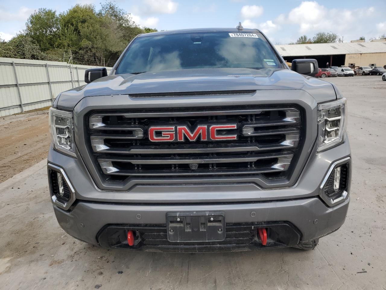 2022 GMC Sierra - Image 5