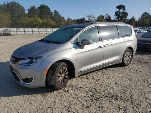  CHRYSLER PACIFICA 2017 Сріблястий