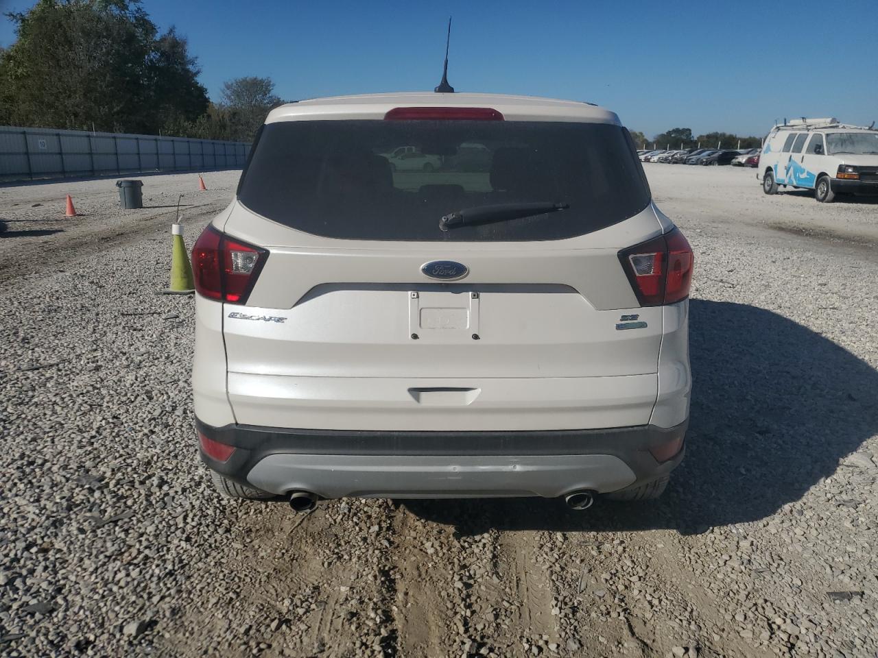 2019 Ford Escape Se VIN: 1FMCU0GD7KUB01456 Lot: 76940904