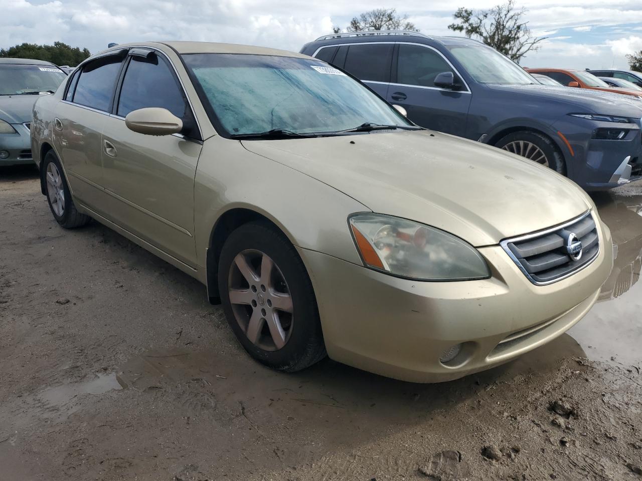 2004 Nissan Altima - Image 4