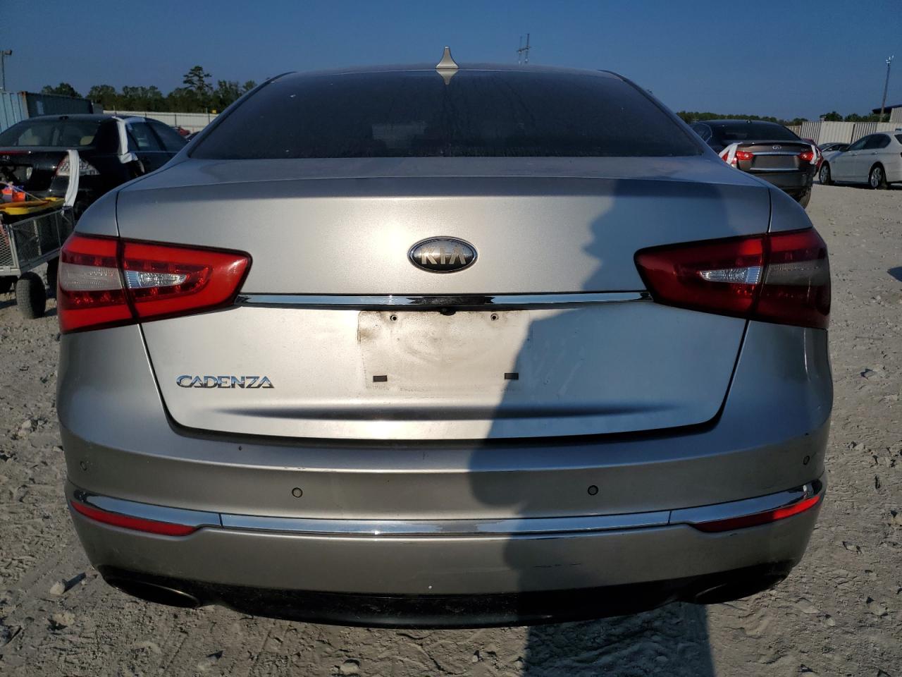 2014 Kia Cadenza Premium VIN: KNALN4D72E5120225 Lot: 75062234