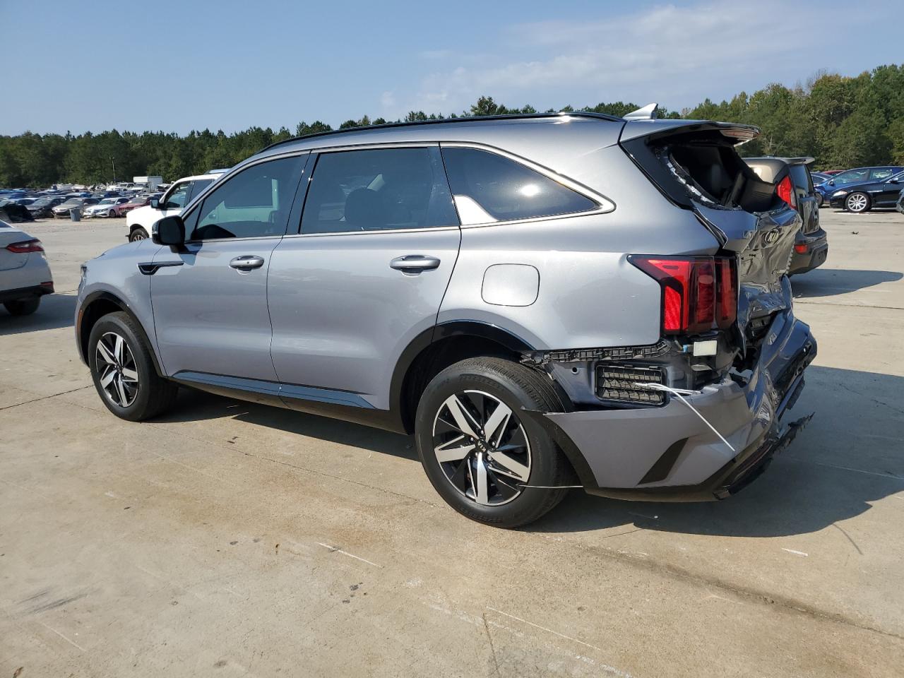 2021 Kia Sorento - Image 2