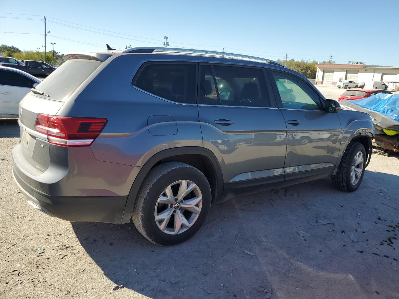 2019 Volkswagen Atlas - Image 3