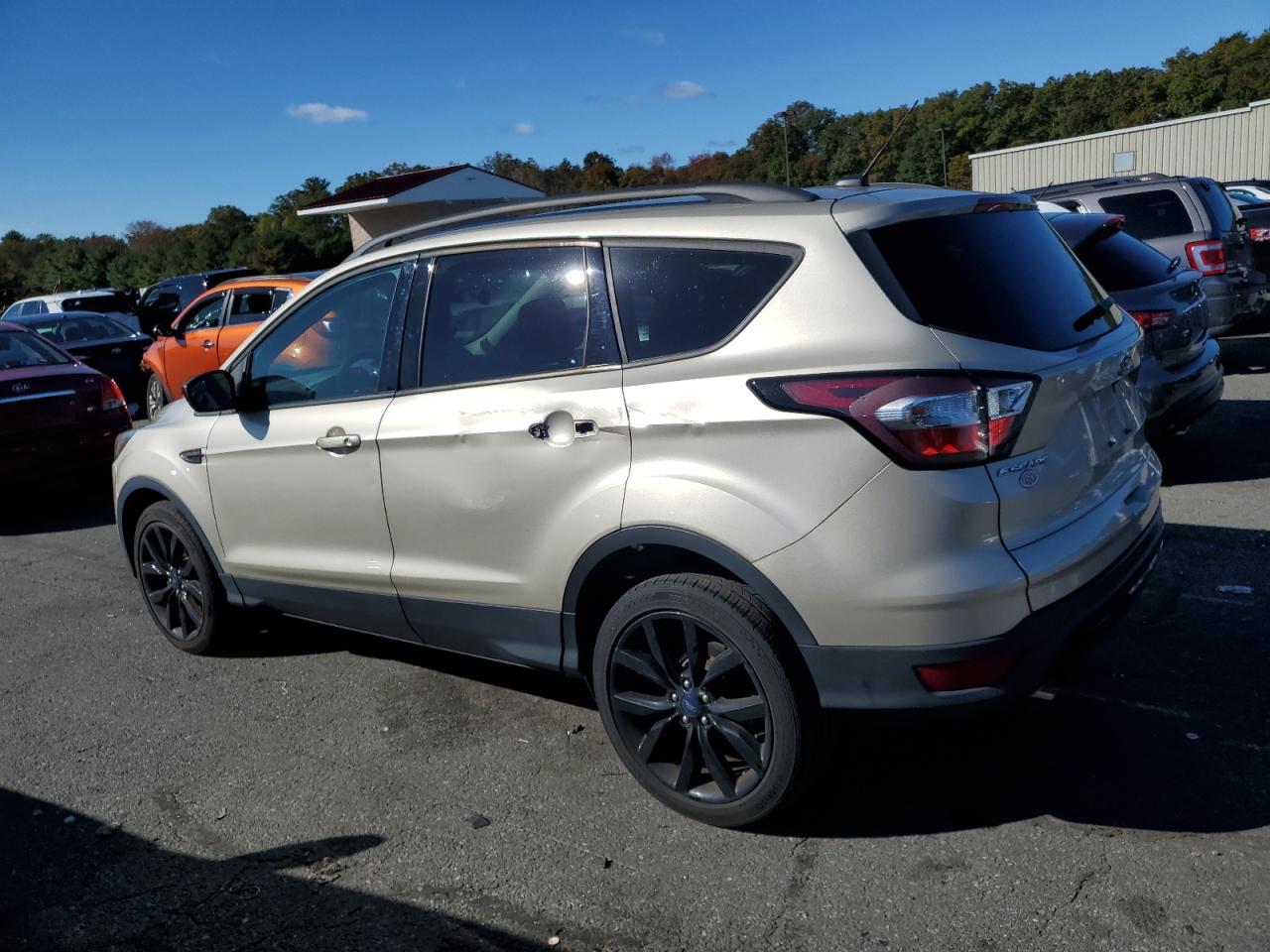 1FMCU9GD2JUA45820 2018 Ford Escape Se