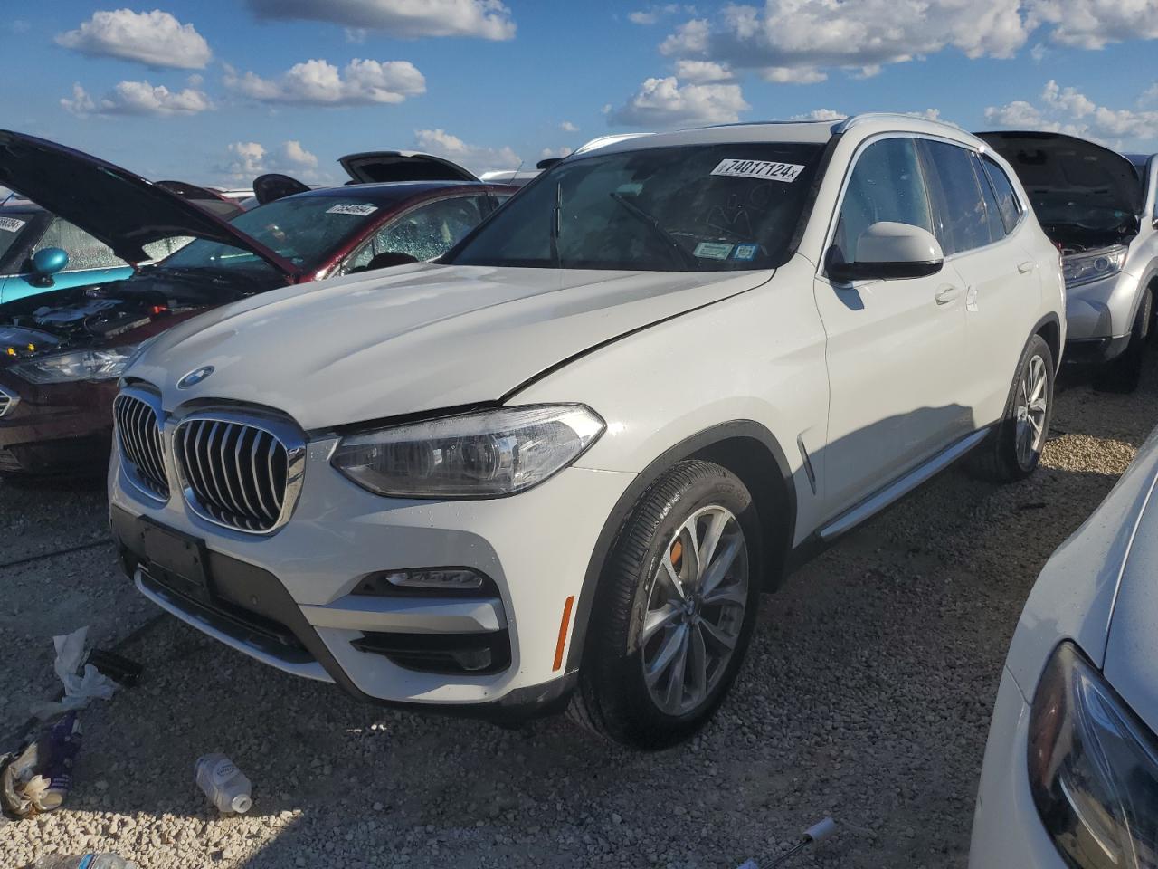 VIN 5UXTR9C58JLD71360 2018 BMW X3 no.1