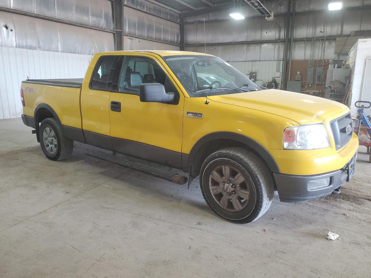 2004 Ford F-150 - Image 4