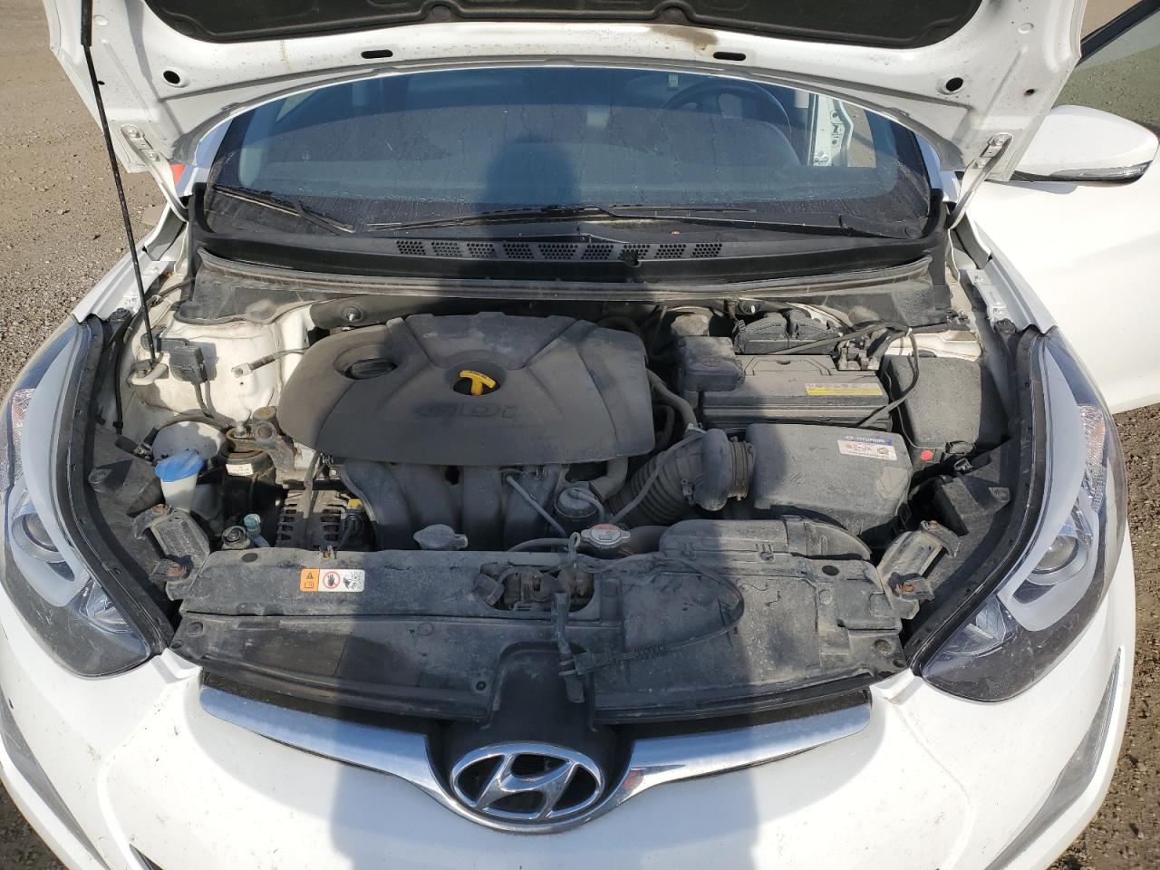 KMHDH4AH5GU639365 2016 Hyundai Elantra Se