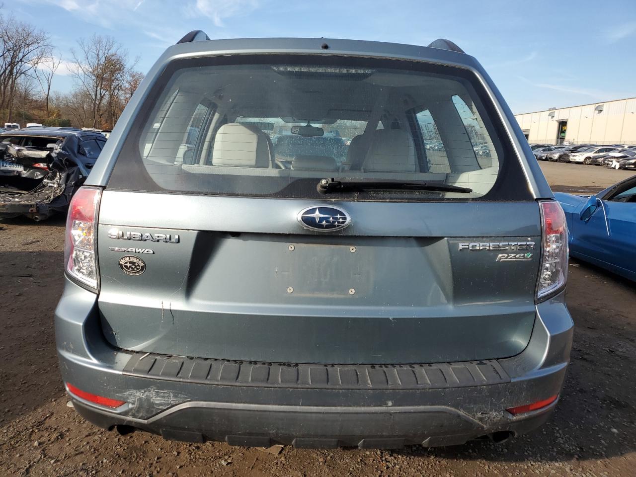 2012 Subaru Forester 2.5X VIN: JF2SHABC4CH407213 Lot: 77174974