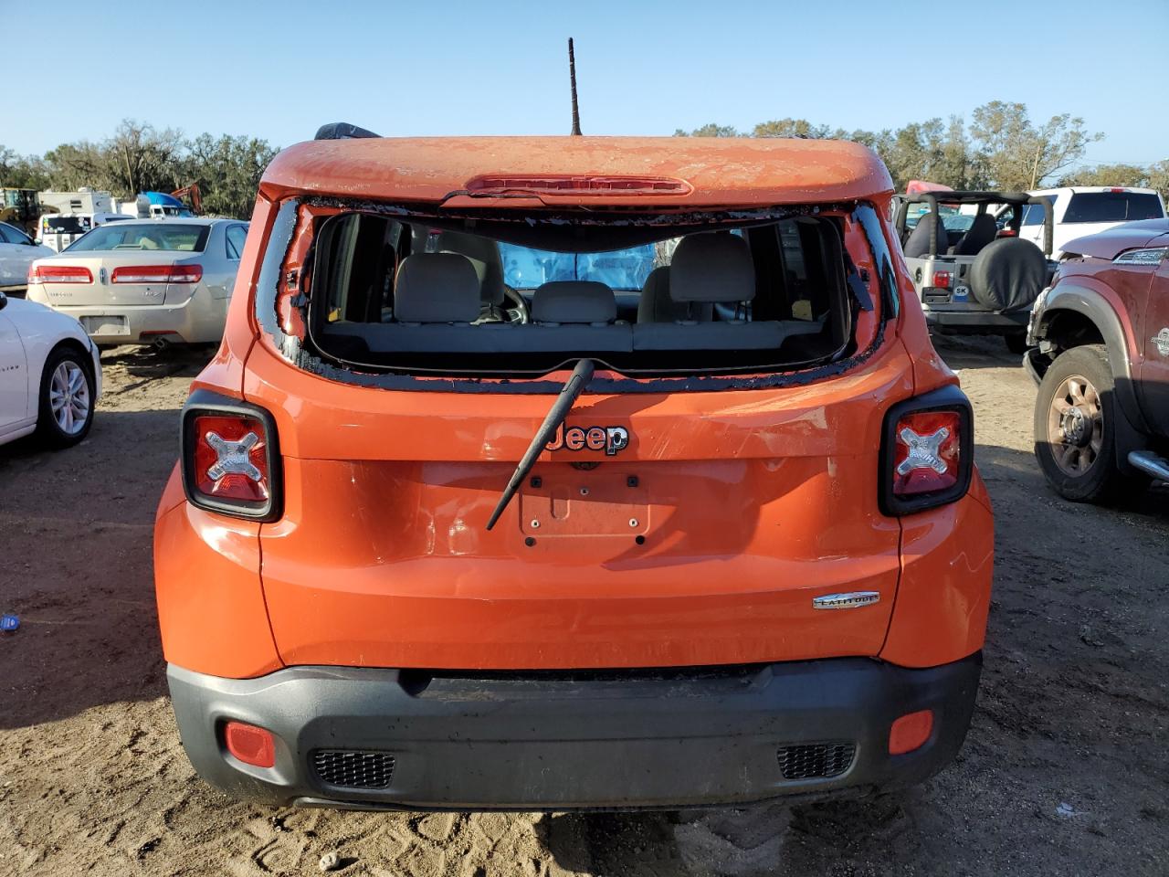 2015 Jeep Renegade Latitude VIN: ZACCJABT7FPC11447 Lot: 77741704