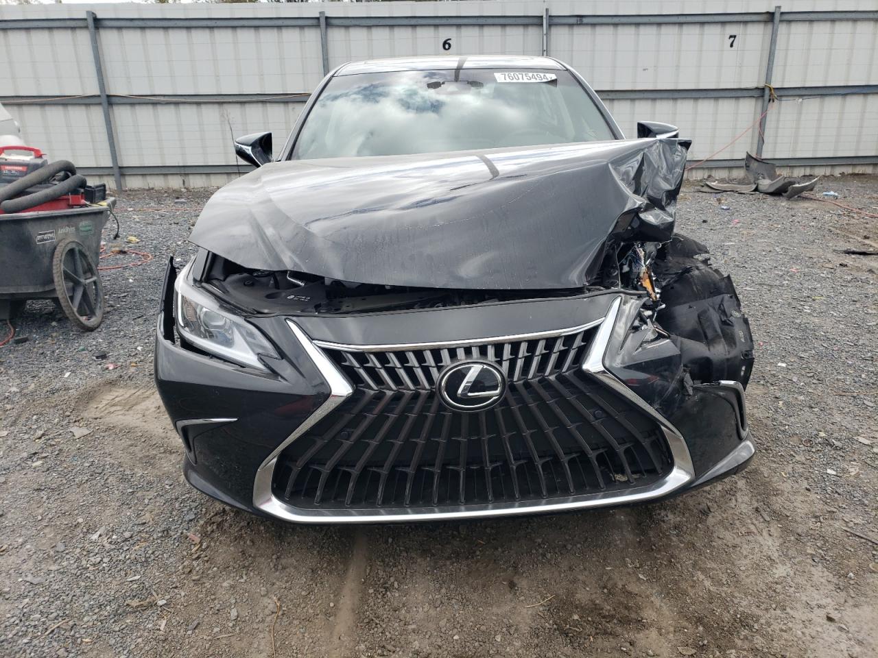 2024 Lexus ES - Image 5