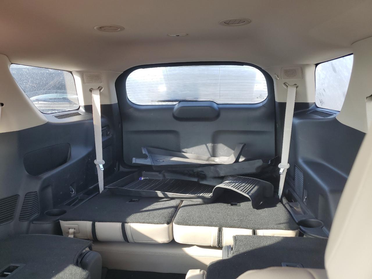 2020 Ford Explorer - Image 10