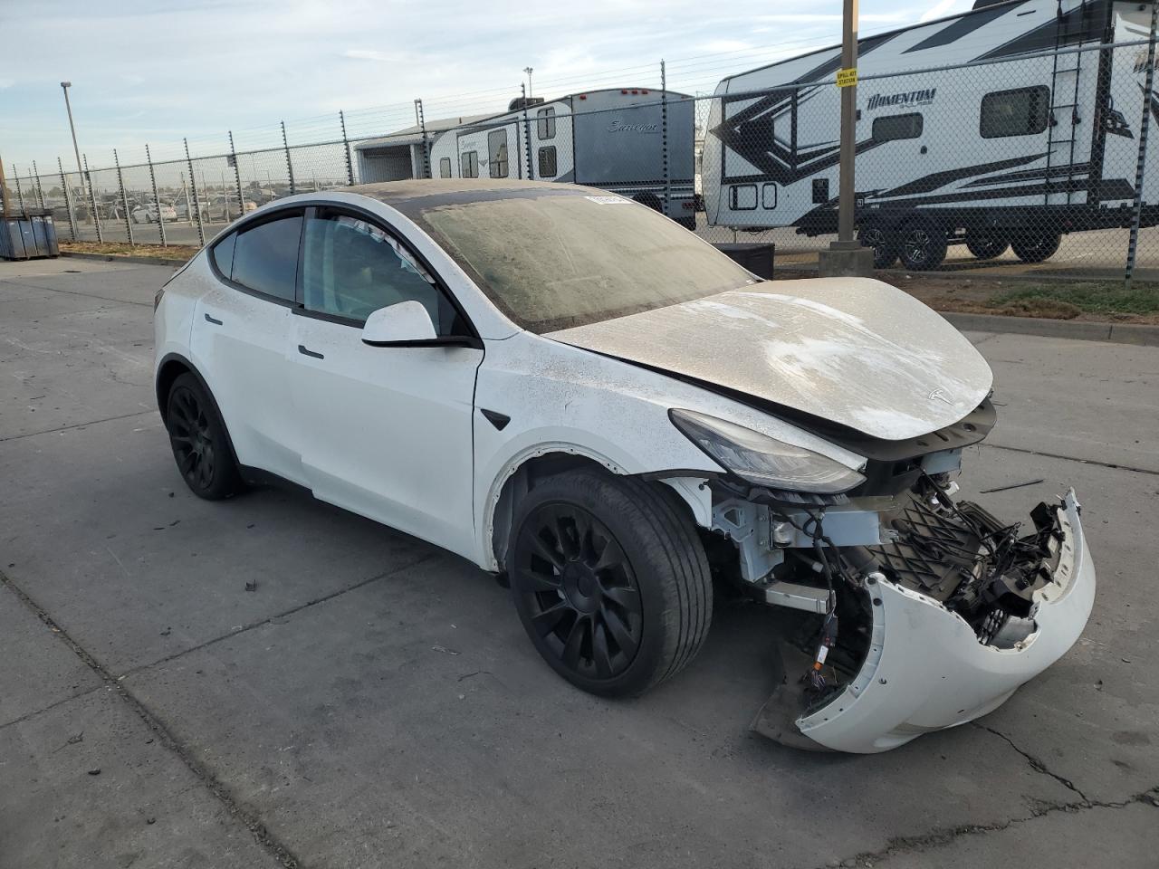 VIN 5YJYGDED6MF103688 2021 TESLA MODEL Y no.4