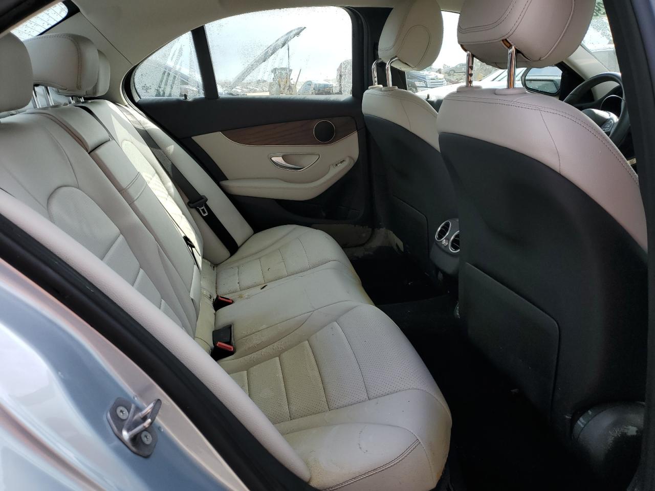 2017 Mercedes-Benz C 300 VIN: 55SWF4JB4HU218230 Lot: 74298494