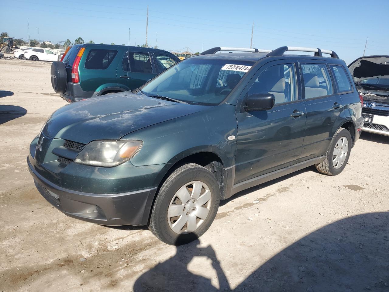 JA4LX31F54U003188 2004 Mitsubishi Outlander Ls