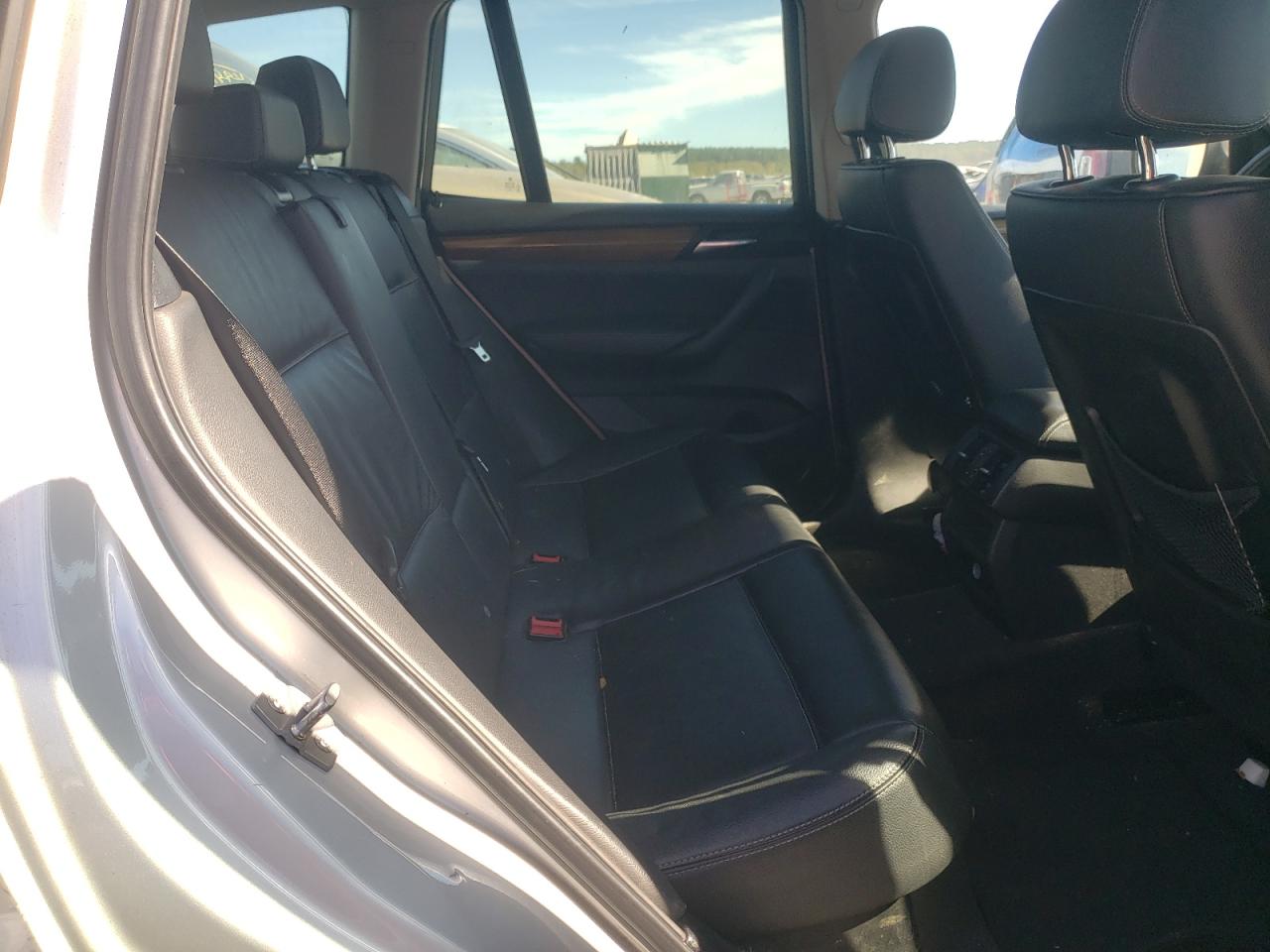 2011 BMW X3 - Image 11