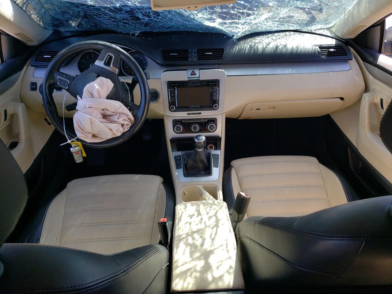 2010 Volkswagen Passat CC - Image 8