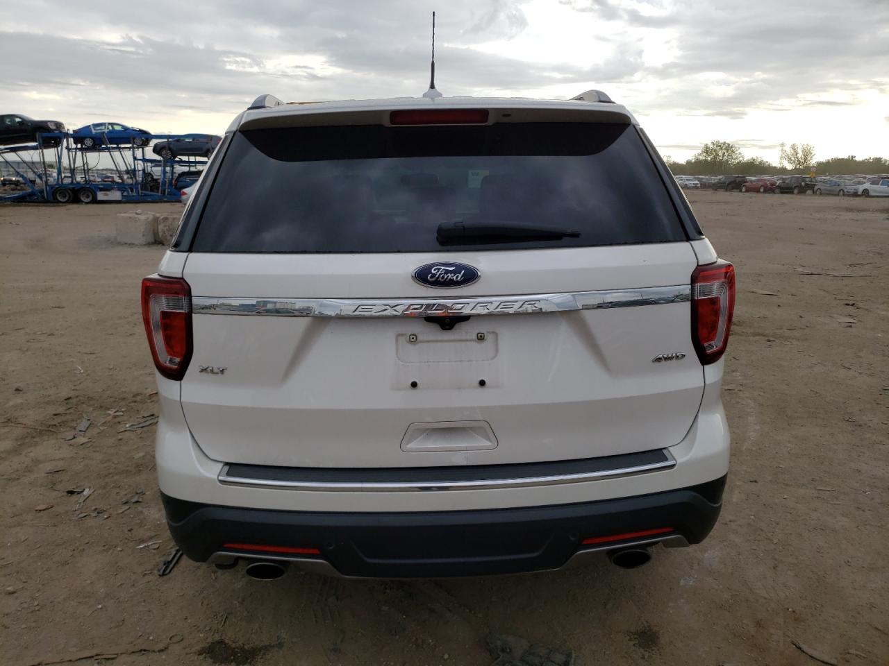 1FM5K8D86JGA53160 2018 Ford Explorer Xlt