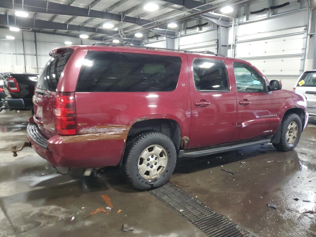 2007 Chevrolet Suburban - Image 3