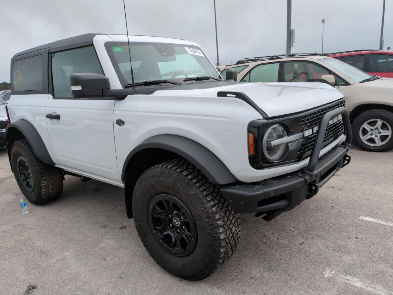 2022 Ford Bronco Base VIN: 1FMDE5CP3NLB21065 Lot: 74299164