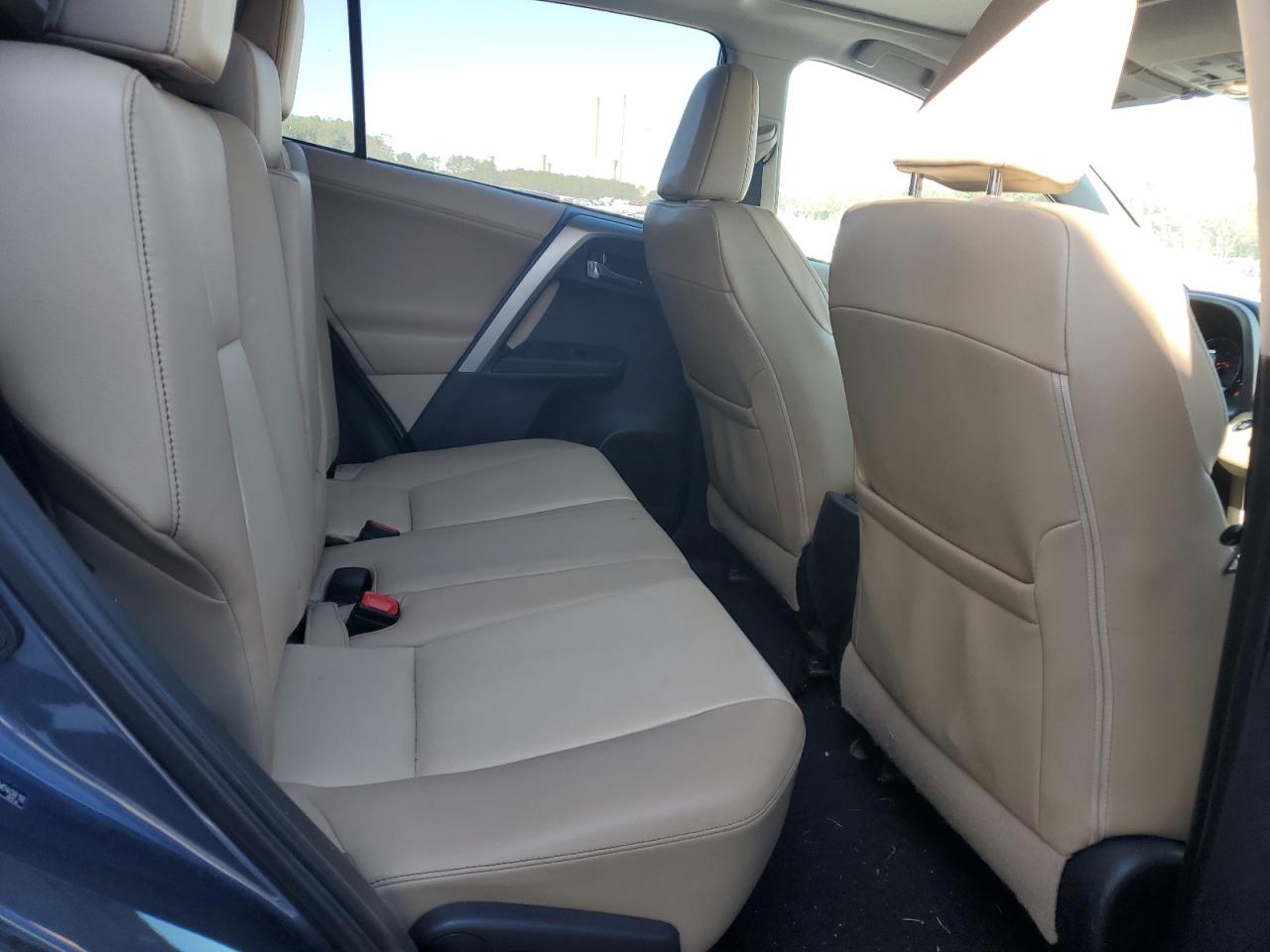 2013 Toyota RAV 4 - Image 11