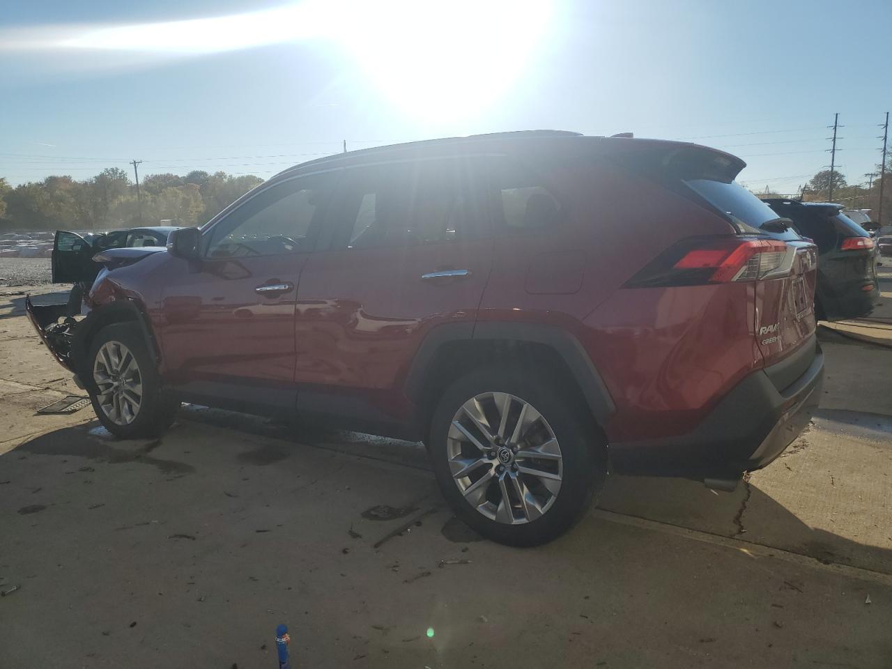 2021 Toyota RAV 4 - Image 2