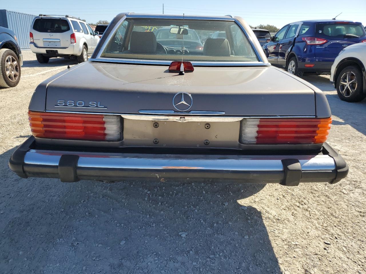 1987 Mercedes-Benz 560 Sl VIN: WDBBA48D7HA063380 Lot: 77820004