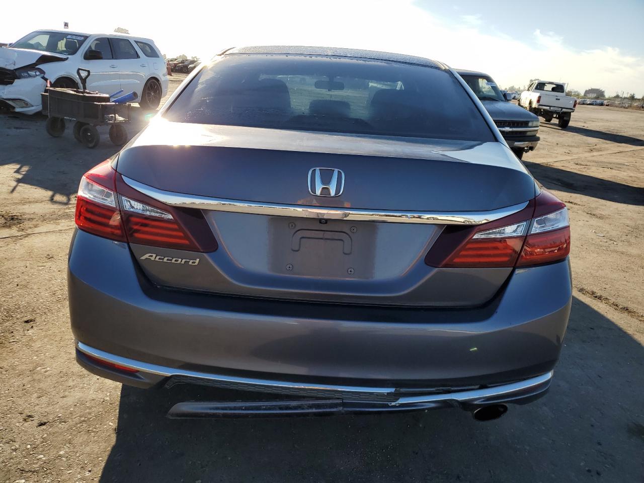 2017 Honda Accord Lx VIN: 1HGCR2F32HA175504 Lot: 76510384