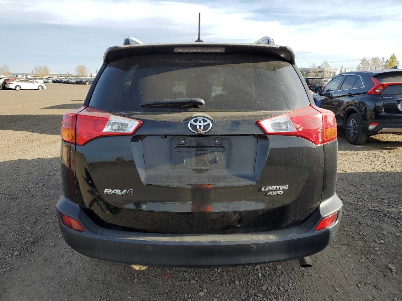 2014 Toyota RAV 4 - Image 6