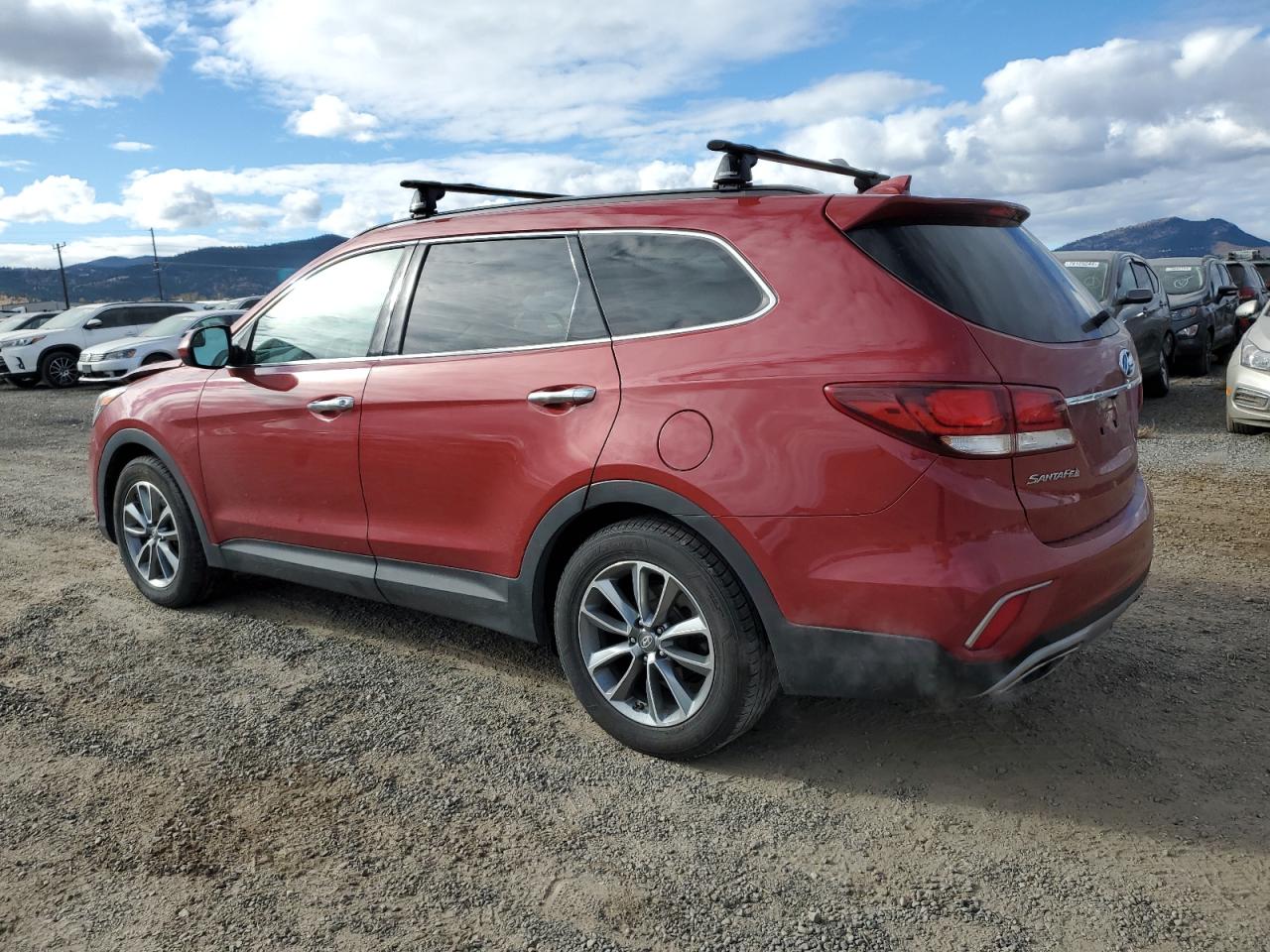 2017 Hyundai Santa Fe - Image 2