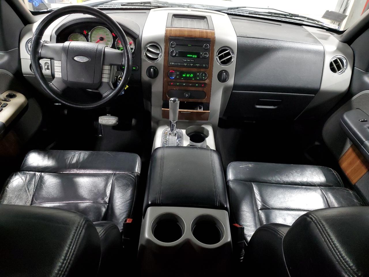 2004 Ford F-150 - Image 8