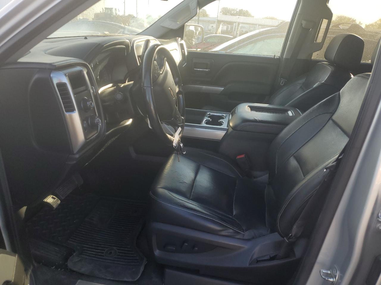 3GCUKSEJ7JG374062 2018 Chevrolet Silverado K1500 Ltz