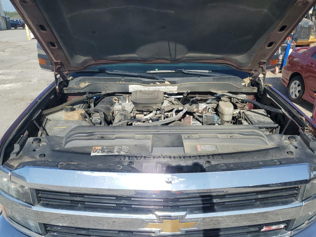 2016 Chevrolet Silverado - Image 11
