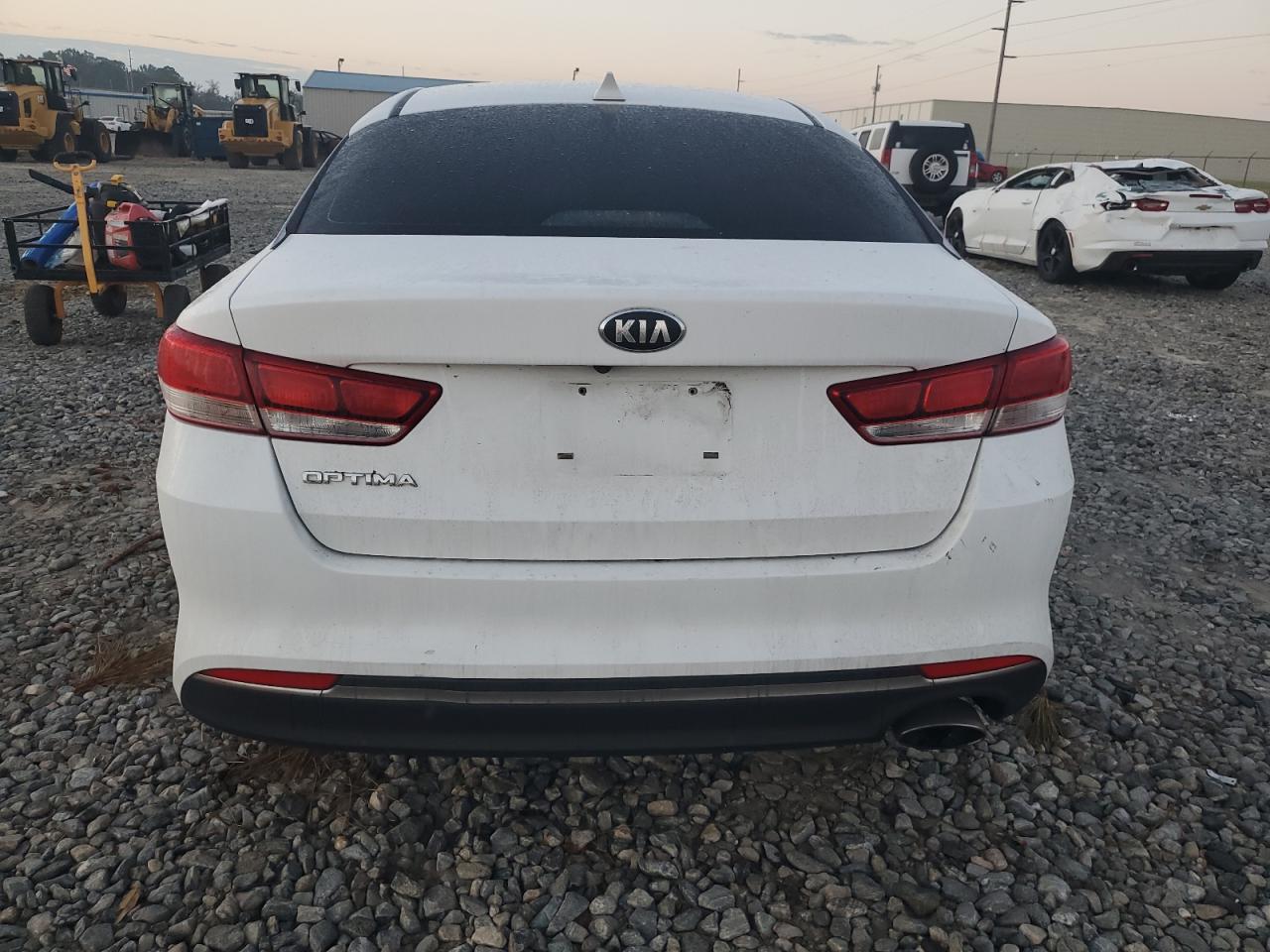 2017 Kia Optima Lx VIN: 5XXGT4L31HG124033 Lot: 74639674