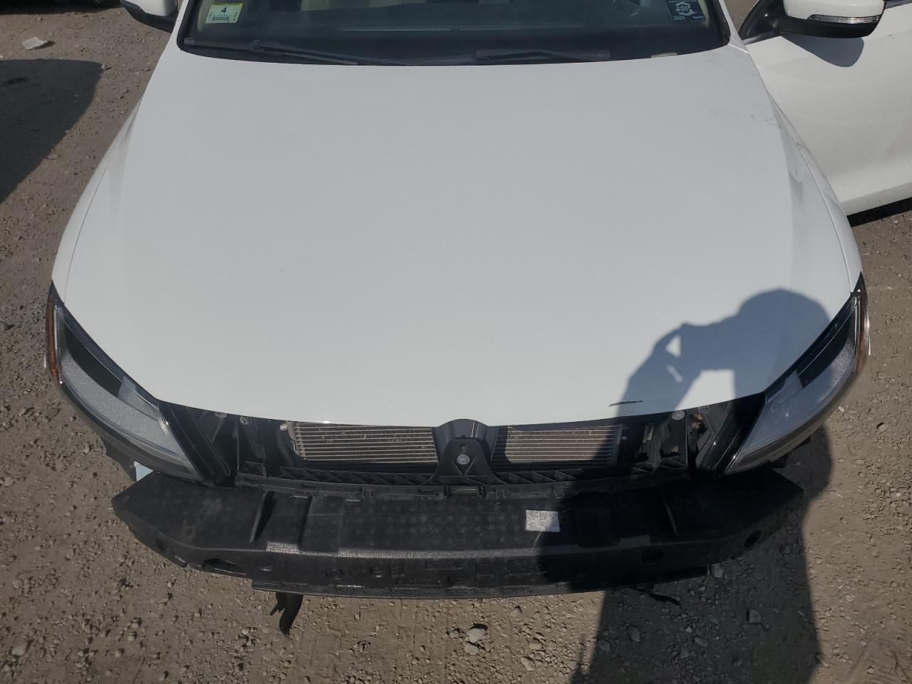 2017 Volkswagen Jetta - Image 11