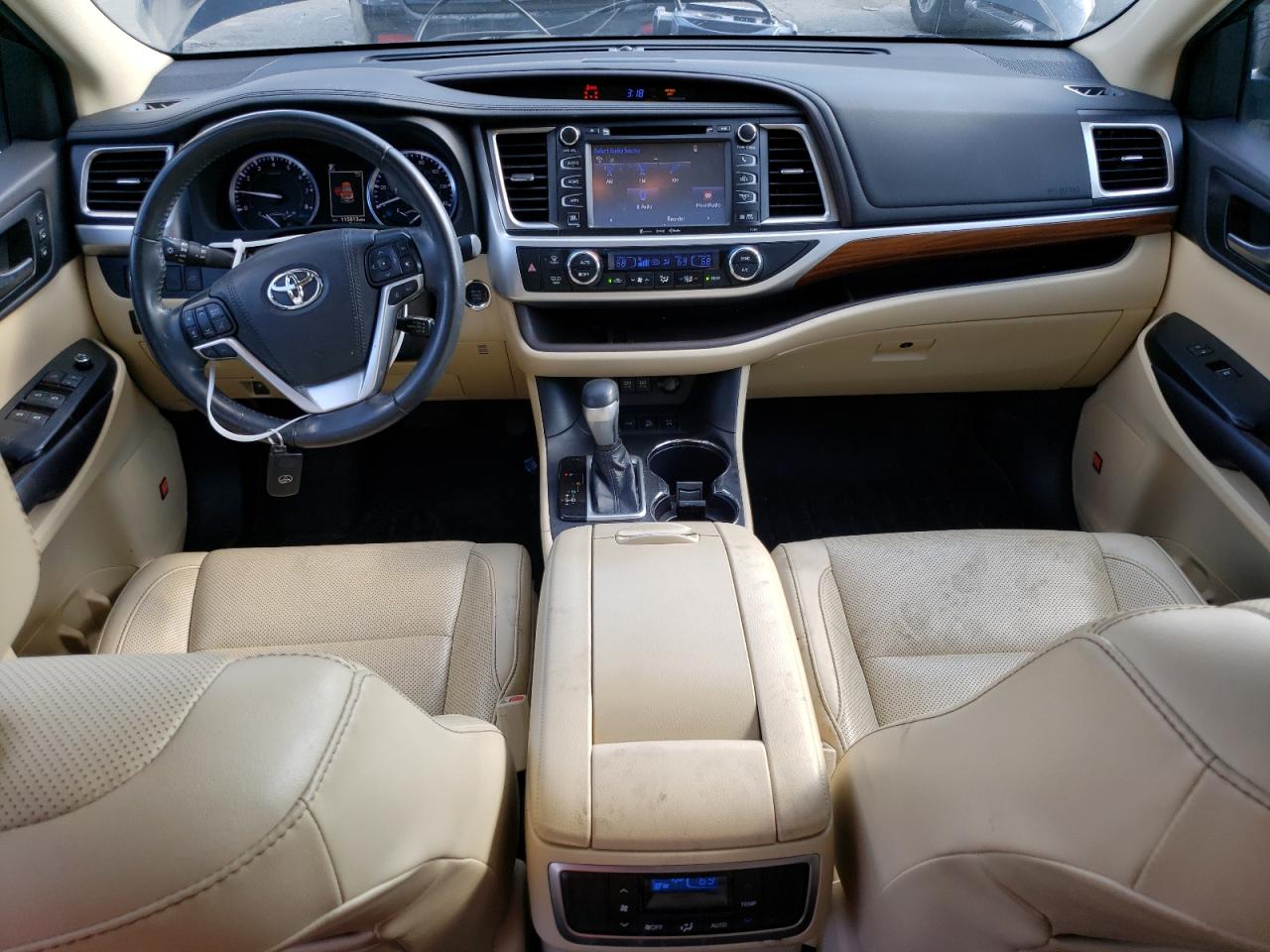 2019 Toyota Highlander - Image 8