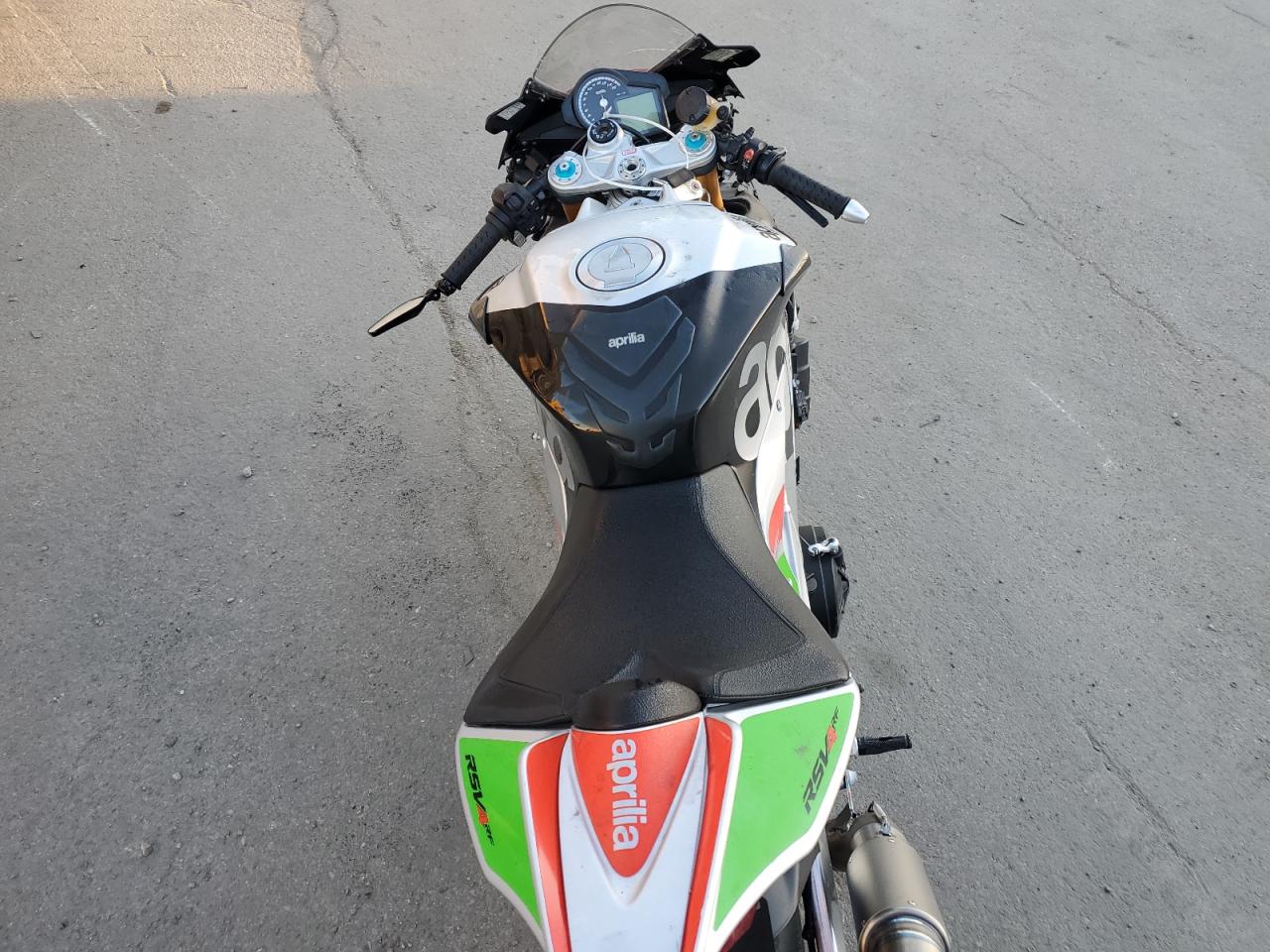 ZD4RKUB01GS000467 2016 Aprilia Rsv4 Rf