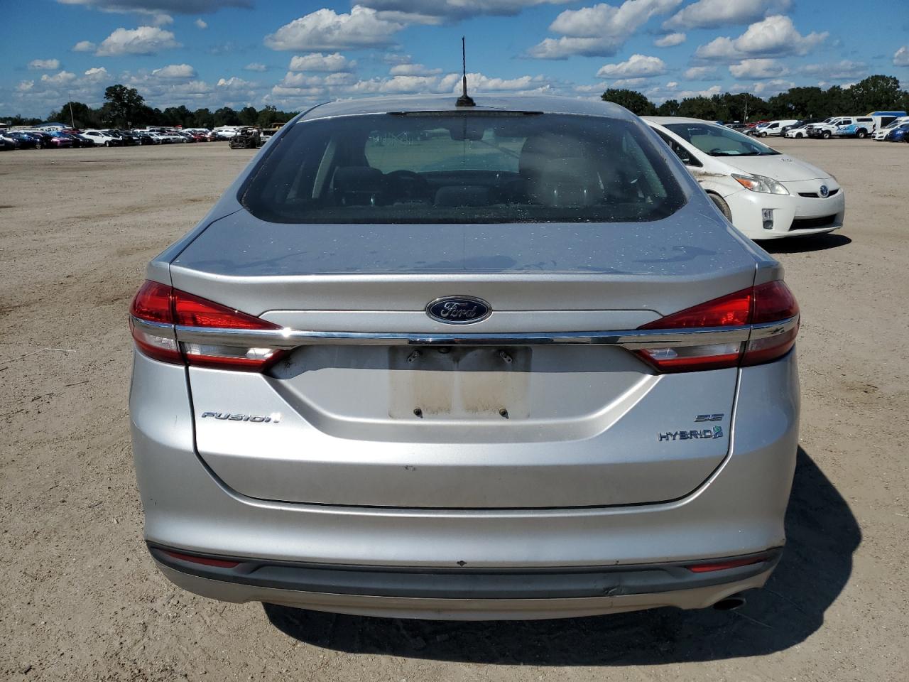 2017 Ford Fusion Se Hybrid VIN: 3FA6P0LU5HR387957 Lot: 73772624